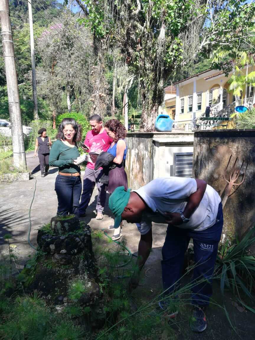 Pessoas no Instituto de Pesquisa do Jardim Botanico